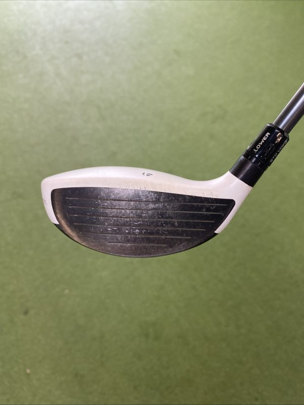 Used RH TaylorMade R11 15.5* 3-Wood Fujikura Motore Graphite Stiff Flex - Image 4
