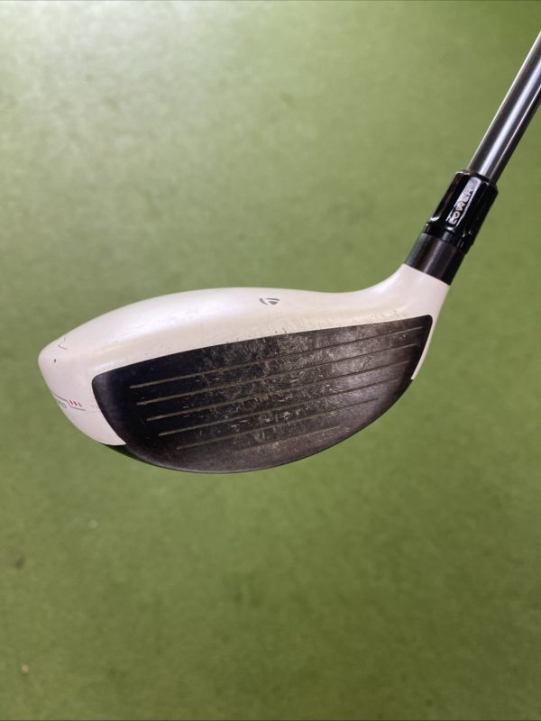 Used RH TaylorMade R11 15.5* 3-Wood Fujikura Motore Graphite Stiff Flex - Image 5