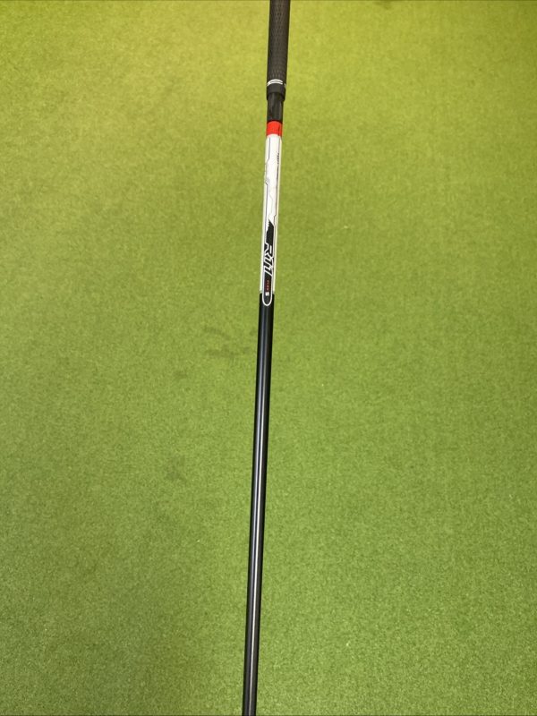 Used R11 Driver Used RH TaylorMade R11 9* Driver Fujikura Blur 60g Graphite Stiff Flex ...