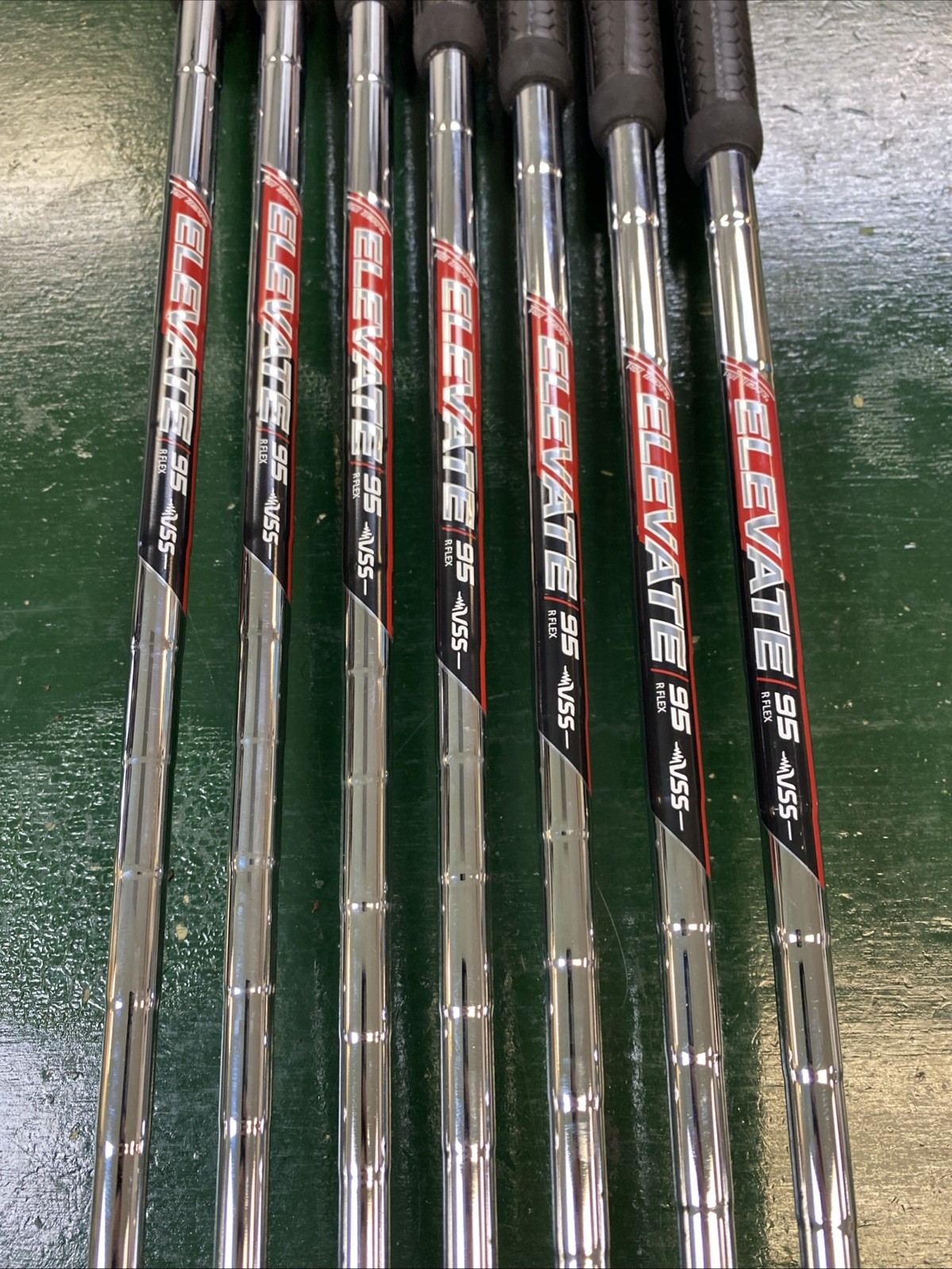 RH TaylorMade Burner Iron Set 5-PW-GW Elevate 95g Steel Regular Flex - Image 17