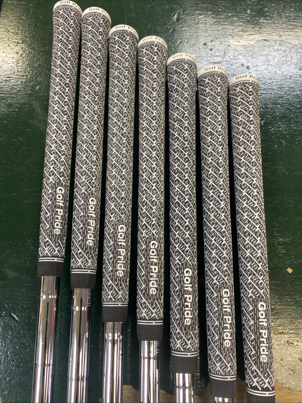 Tour Issue Callaway Apex TCB ‘24 Raw Iron Set 4-PW Dynamic Gold Tour Issue Steel - Image 18