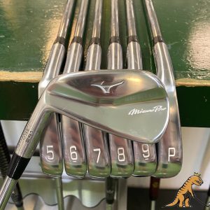 Used LH Mizuno Pro 241 Iron Set 4-PW KBS Tour 120g Stiff Flex Steel