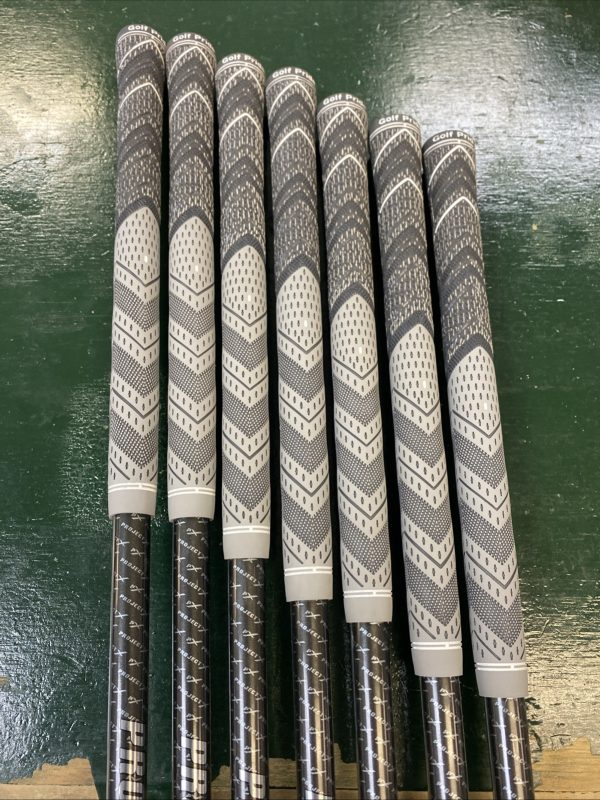 Used RH Cobra AMP Cell Pro Iron Set 4-PW Project X 5.5 Graphite Regular Flex - Image 19