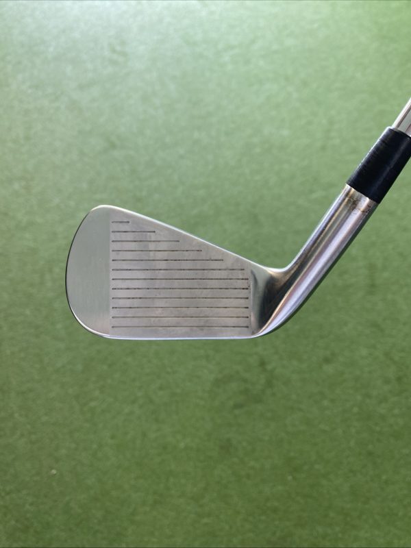 Used RH Honma TW 747 V 4 Iron Dynamic Gold Tour Issue S400 Steel - Image 4