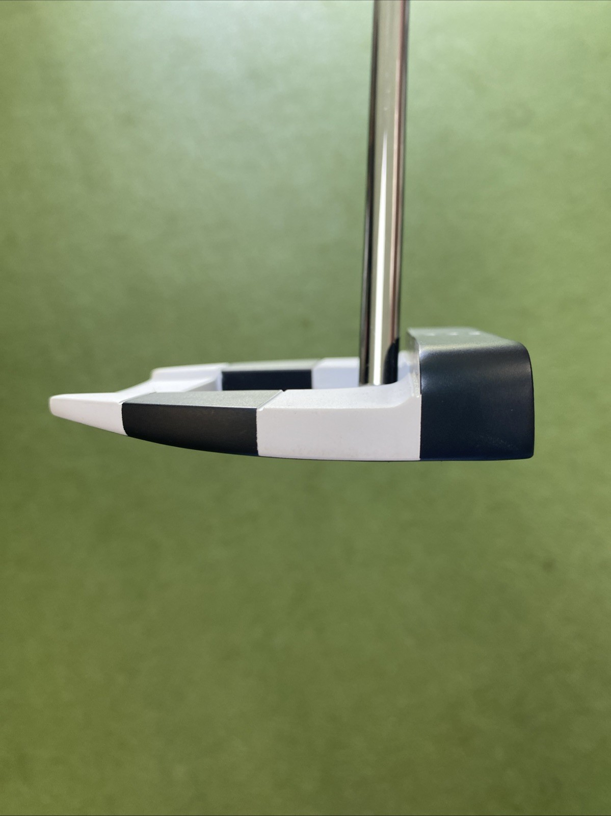 Used RH Odyssey Ai-One Square 2 Square Jailbird 38” Mallet Putter CB - Image 5