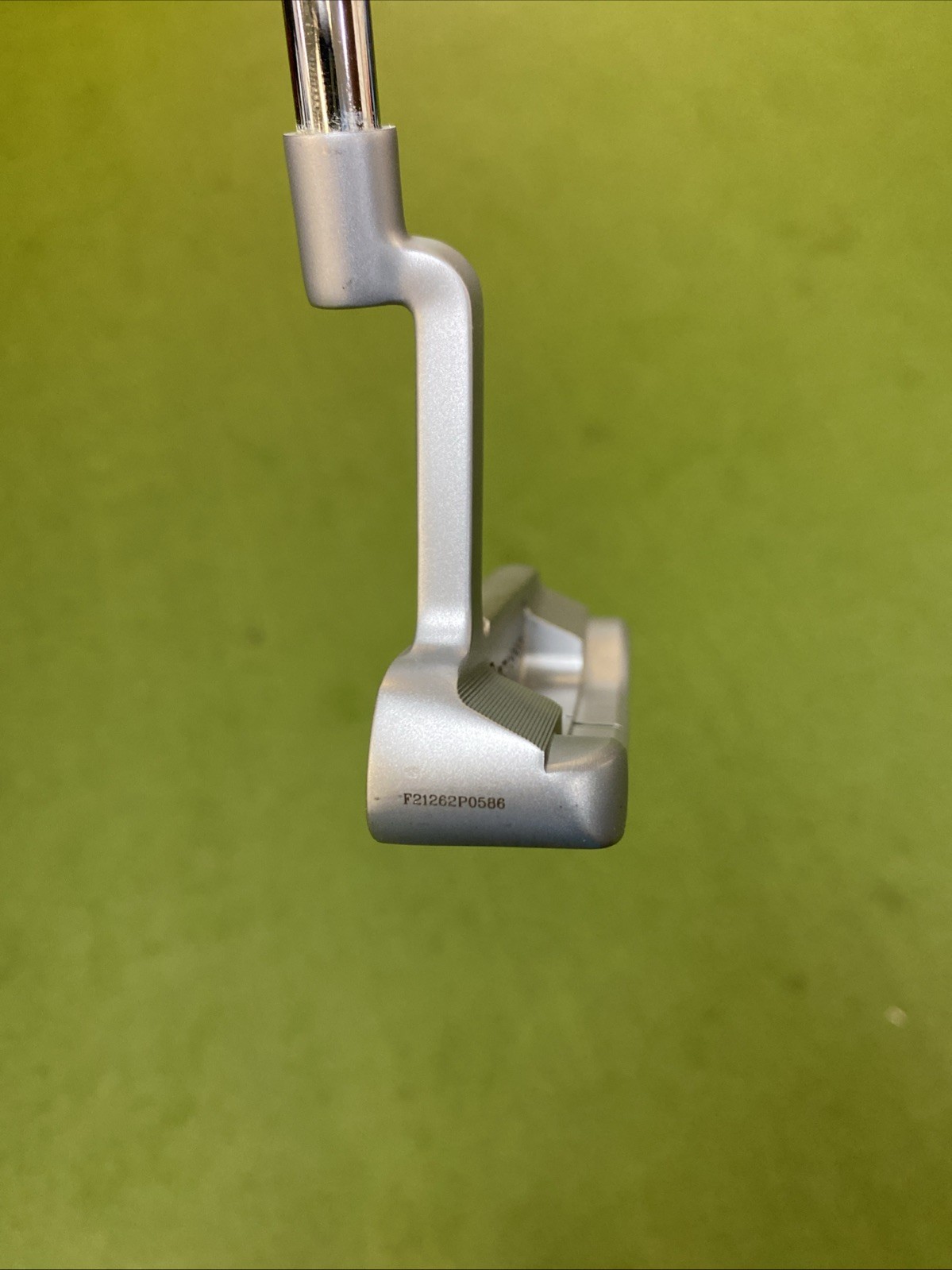 Used RH Odyssey White Hot OG 1 33” Blade Putter + HC - Image 4