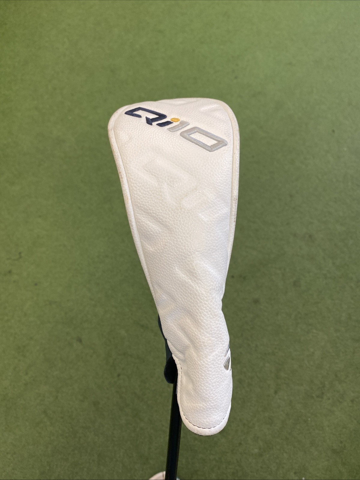 Used RH TaylorMade Qi10 Max Rescue 23* 4 Hybrid Tensei AV 65g Regular Flex + HC - Image 12