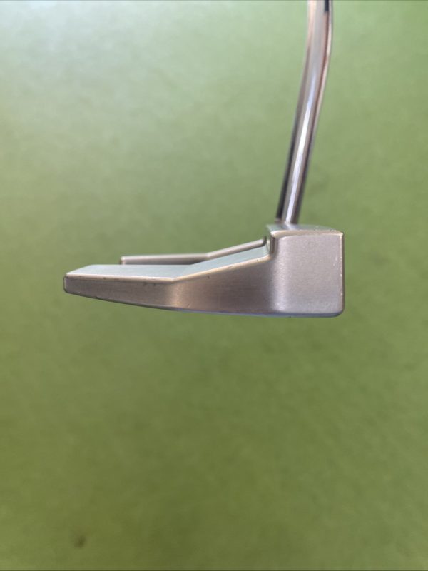 Used RH Titleist Scotty Cameron Futura 5W 34” Mallet Putter - Image 5