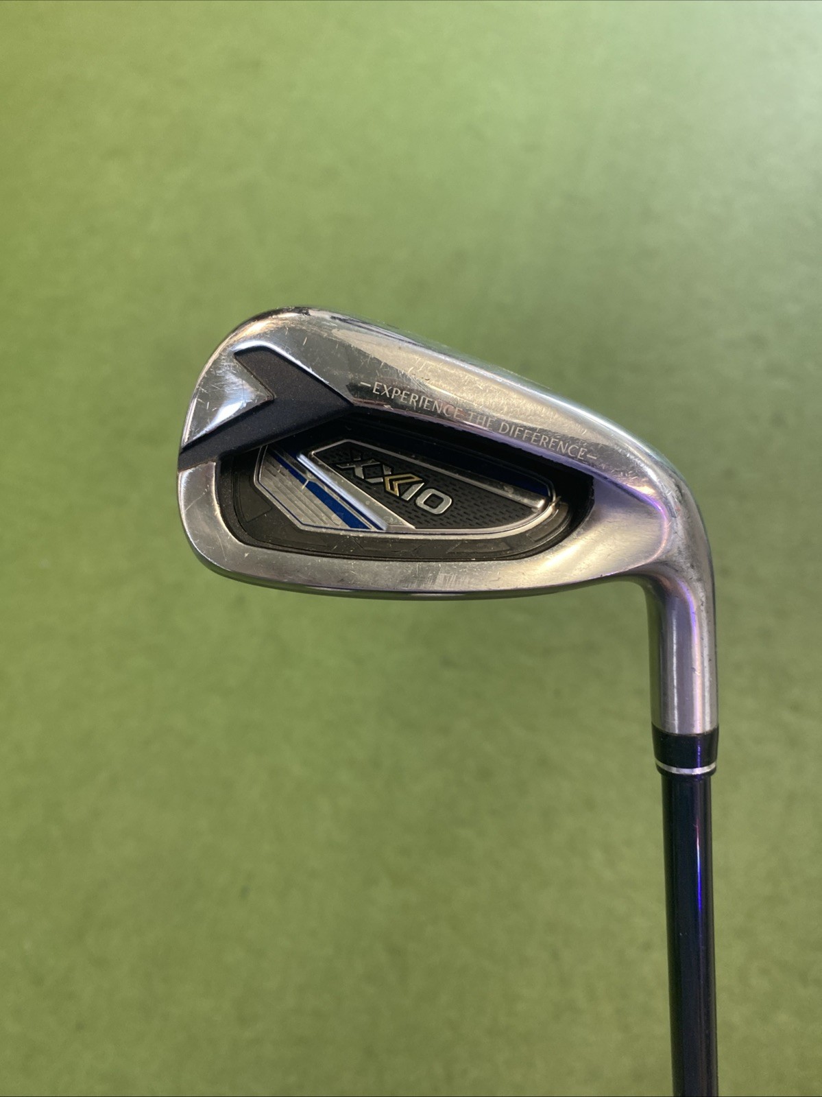 Used RH XXIO 12 Iron Set 7-PW MP1200 Graphite Regular Flex - Image 3