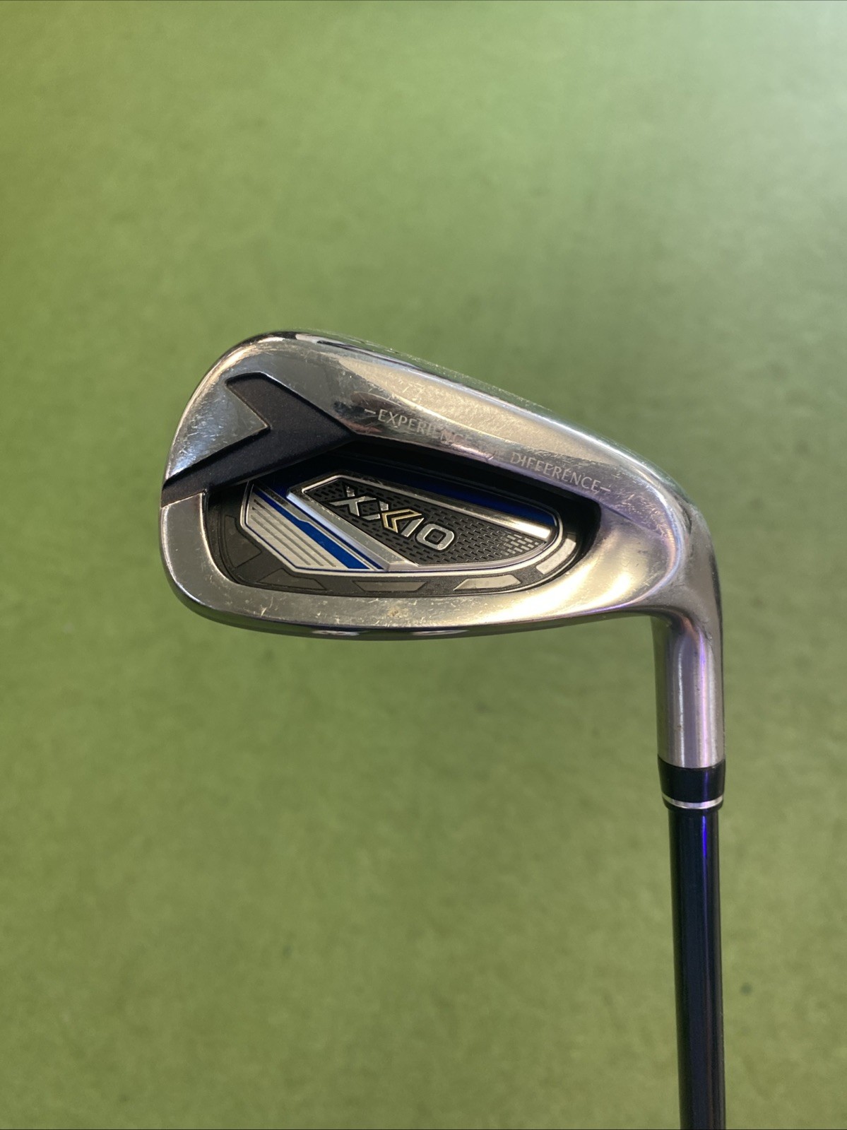 Used RH XXIO 12 Iron Set 7-PW MP1200 Graphite Regular Flex - Image 5