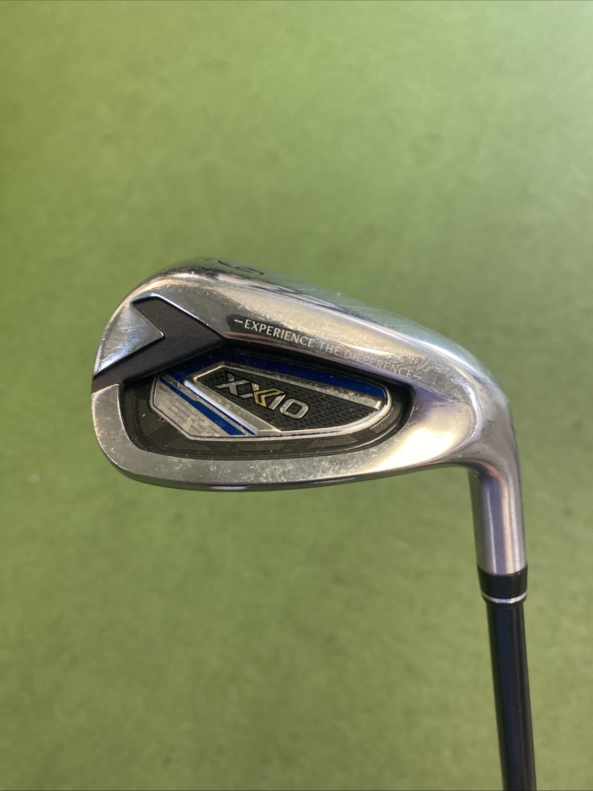 Used RH XXIO 12 Iron Set 7-PW MP1200 Graphite Regular Flex - Image 7