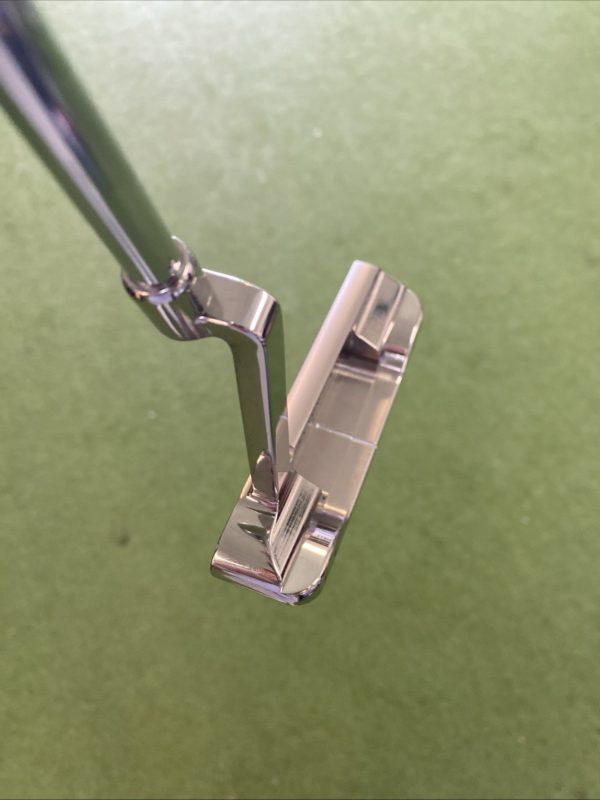 Bettinardi-PGA-Championship-Valhalla-Prototype-34-Blade-Putter-PGA-2-357450532334-9
