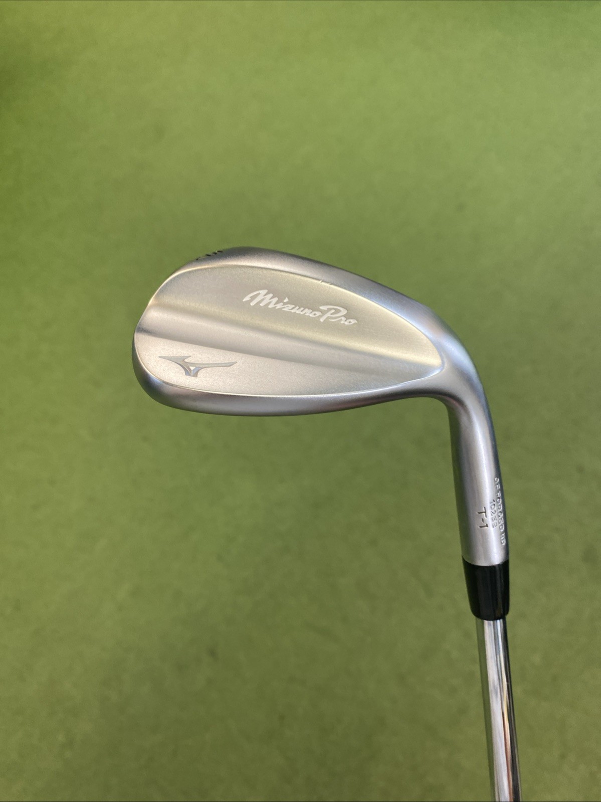 Mint Mizuno Pro T-1 Wedge Set 56*, 60* Dynamic Gold Tour Issue Steel T-1 - Image 3