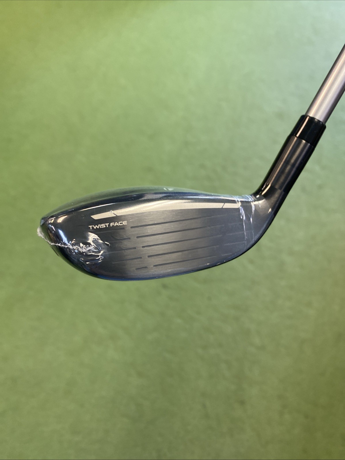 New TaylorMade Qi10 Max 20* 3 Hybrid Speeder NX Regular Flex + HC - Image 4