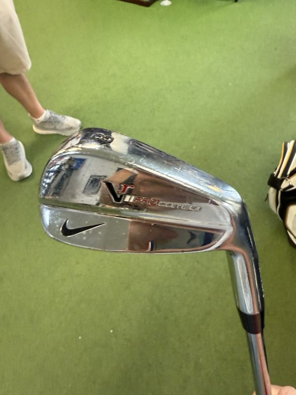 Nike VR Pro Combo Iron Set PW-4 Iron Dynamic Gold X-100 Right Handed - Image 9