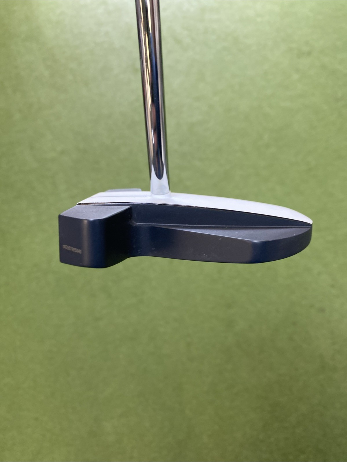 RH Odyssey Ai-One S2S Max Stripe 34” Mallet Putter + HC - Image 4