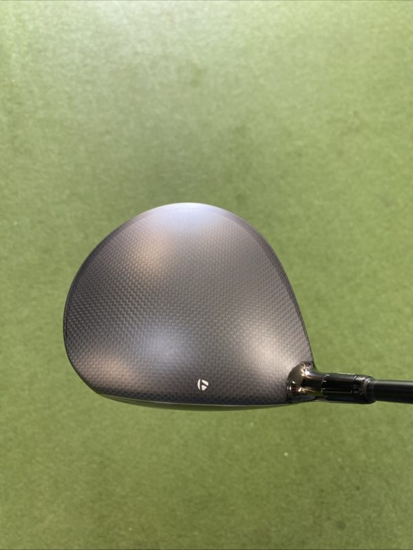 RH TaylorMade Qi35 9* Driver HZRDUS Hand Crafted 60g Graphite Extra Stiff - Image 6