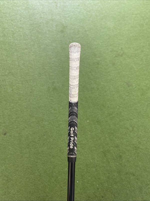 RH TaylorMade Qi35 9* Driver HZRDUS Hand Crafted 60g Graphite Extra Stiff - Image 9