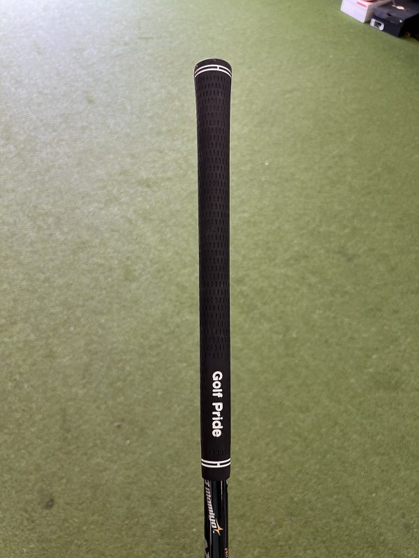 UST Mamiya Axiv Core. Tour Green 65g Regular Flex Ping G400 Driver Shaft