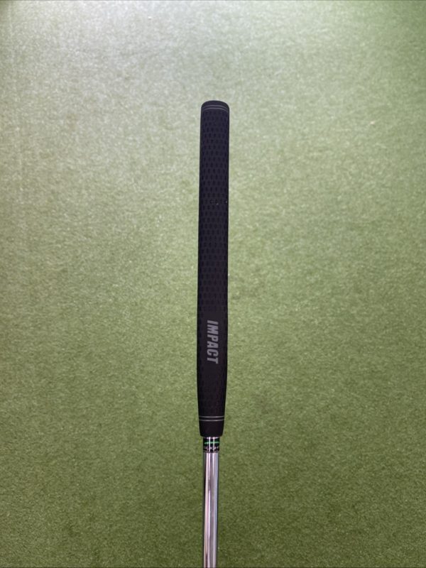 Used RH Ping Anser Sigma G 33” Blade Putter - Image 9