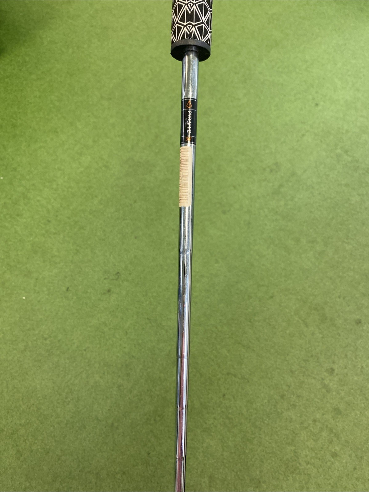 Used RH Ping Pyramid Aztec Series AZ-II 34” Black Putter - Image 6
