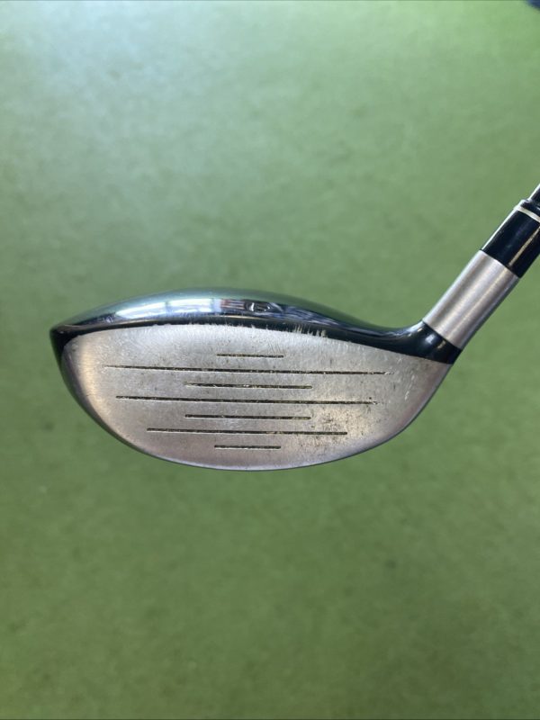 Used RH TaylorMade Burner 15* 3-Wood Reax Graphite Stiff Flex - Image 4