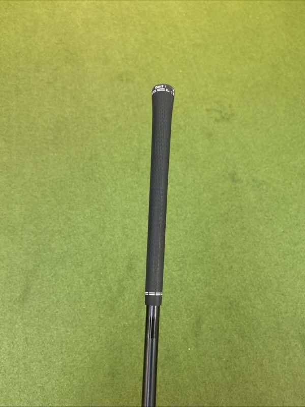 Used RH Titleist TS4 9.5* Driver HZRDUS Gen 5 60g Graphite Stiff Flex