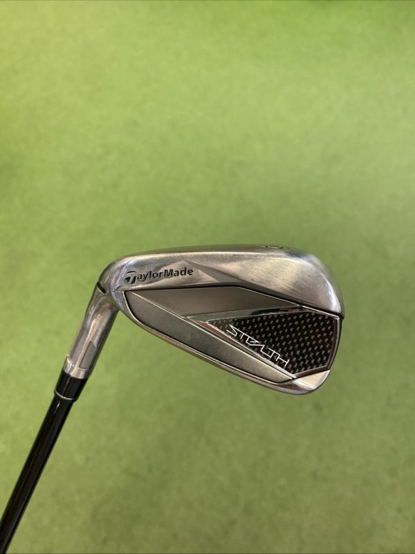 LH TaylorMade Stealth Iron Set 4-PW Mitsubishi MMT 65g Graphite Regular Flex - Image 7