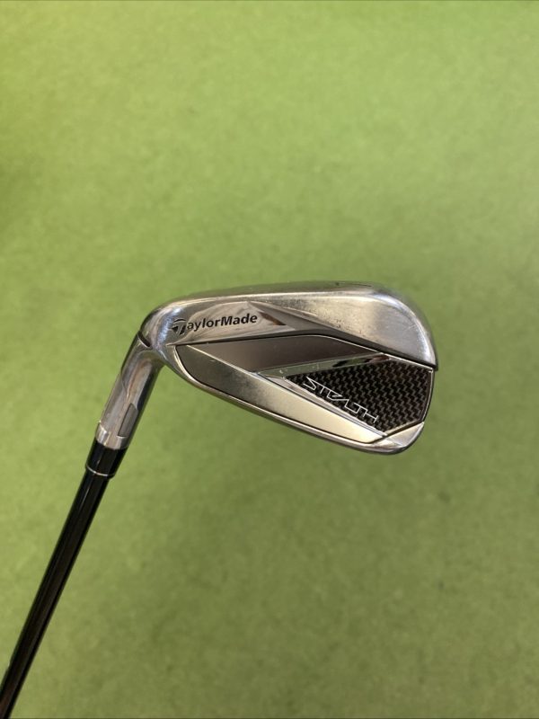 LH TaylorMade Stealth Iron Set 4-PW Mitsubishi MMT 65g Graphite Regular Flex - Image 9