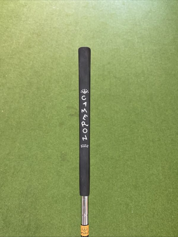 RH Scotty Cameron Studio Design 3 35” Blade Putter + HC - Image 11
