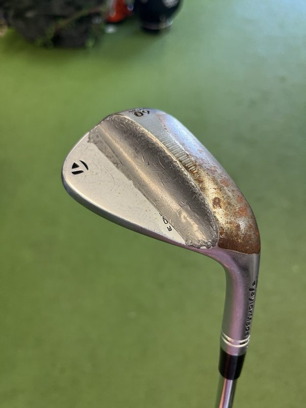 Taylormade-Milled-Grind-3-60-Lob-Wedge-Dynamic-Gold-S400-356655924925-2