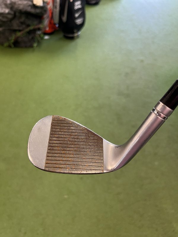 Taylormade-Milled-Grind-3-60-Lob-Wedge-Dynamic-Gold-S400-356655924925-4