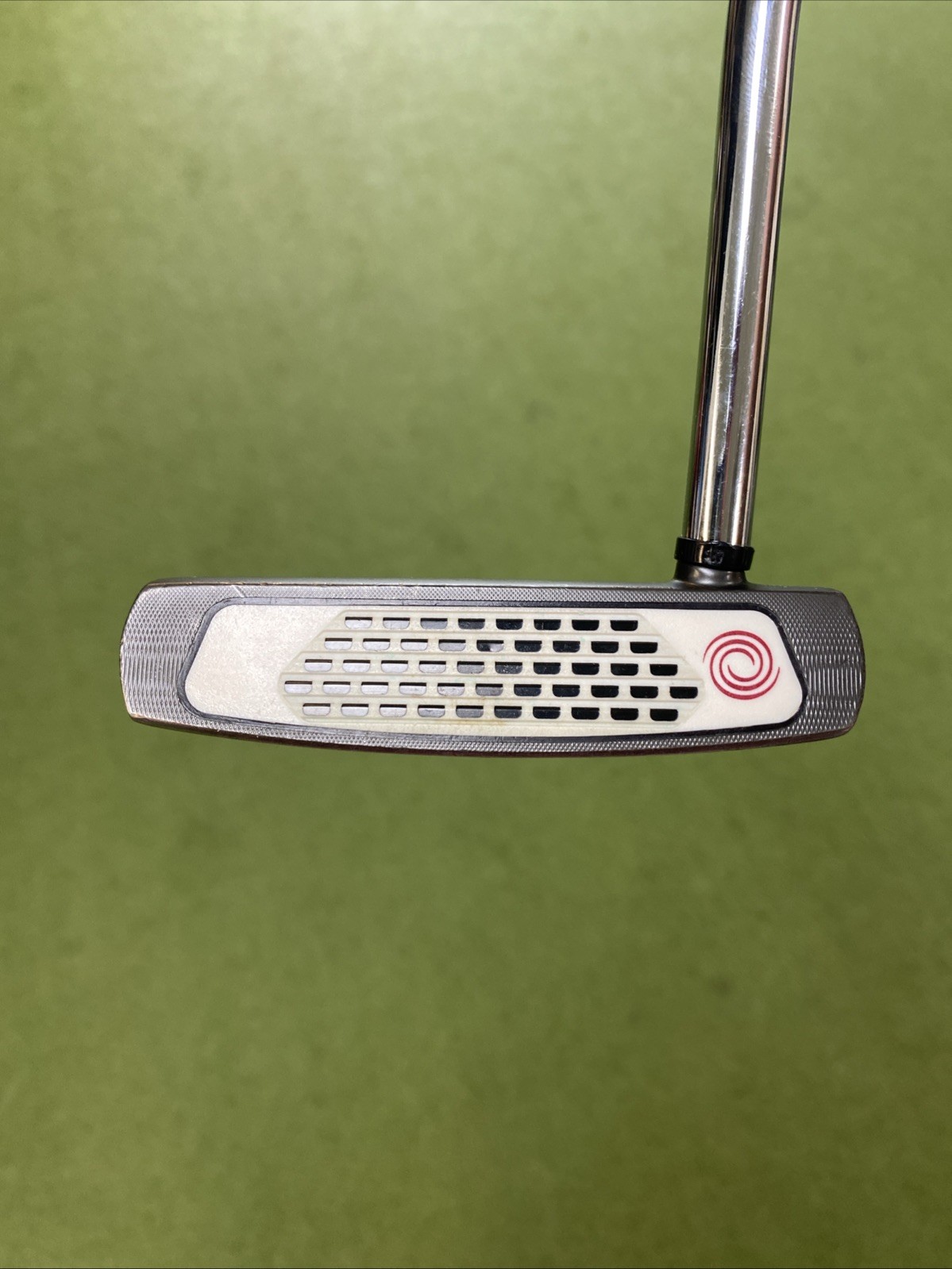 Used RH Odyssey Double Wide Arm Lock 40” Putter - Image 3