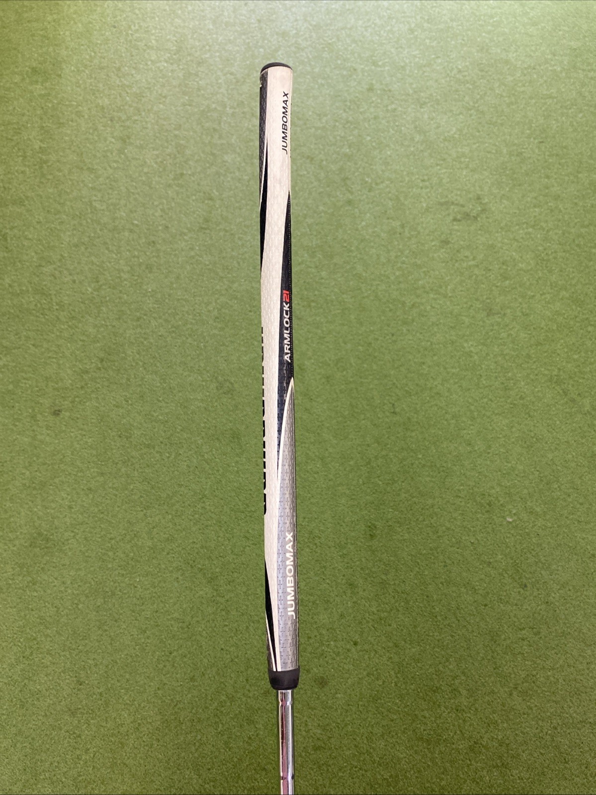 Used RH Odyssey Double Wide Arm Lock 40” Putter - Image 8