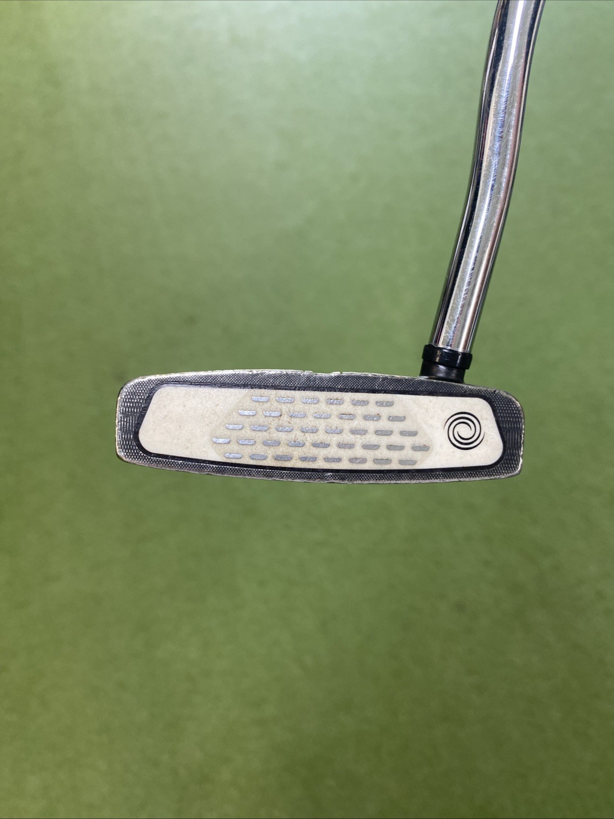 Used RH Odyssey Stroke Lab Ten 35” Mallet Putter - Image 3