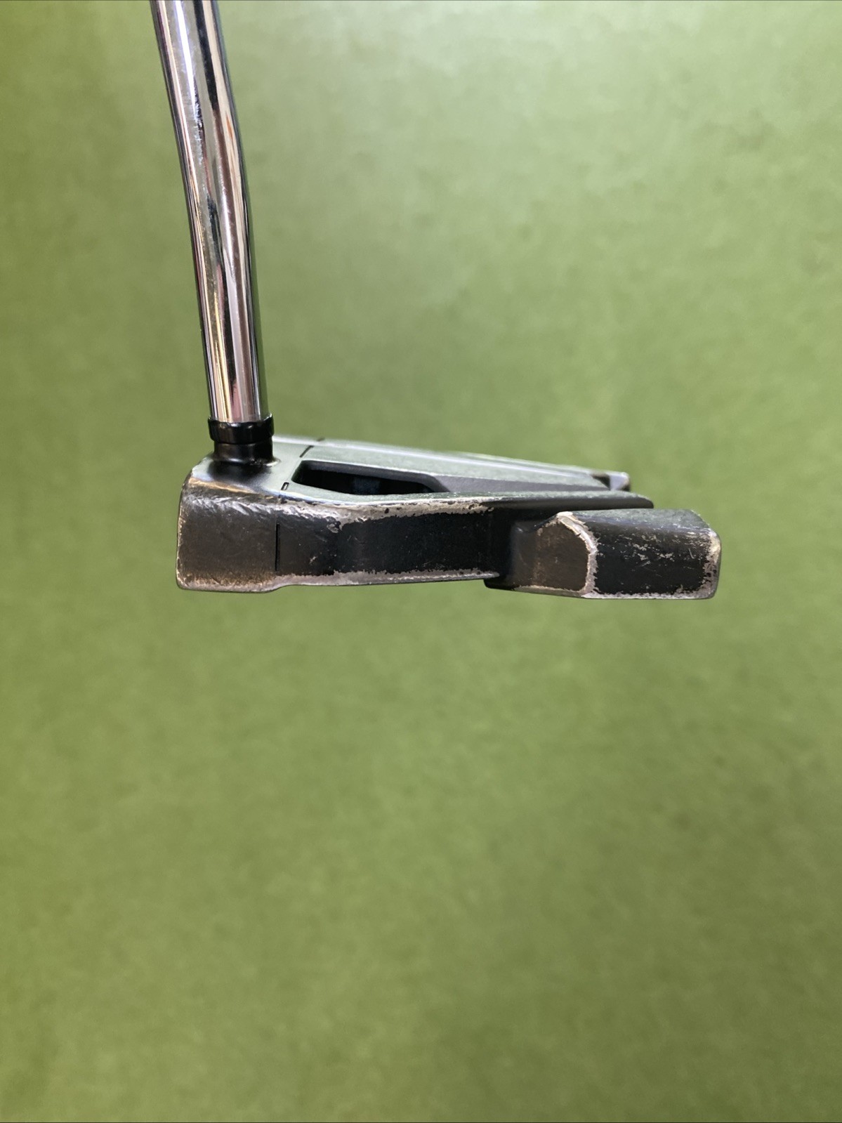 Used RH Odyssey Stroke Lab Ten 35” Mallet Putter - Image 4