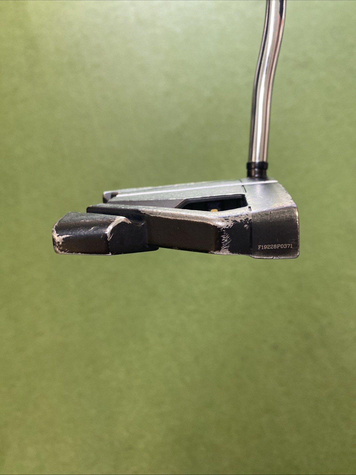 Used RH Odyssey Stroke Lab Ten 35” Mallet Putter - Image 5