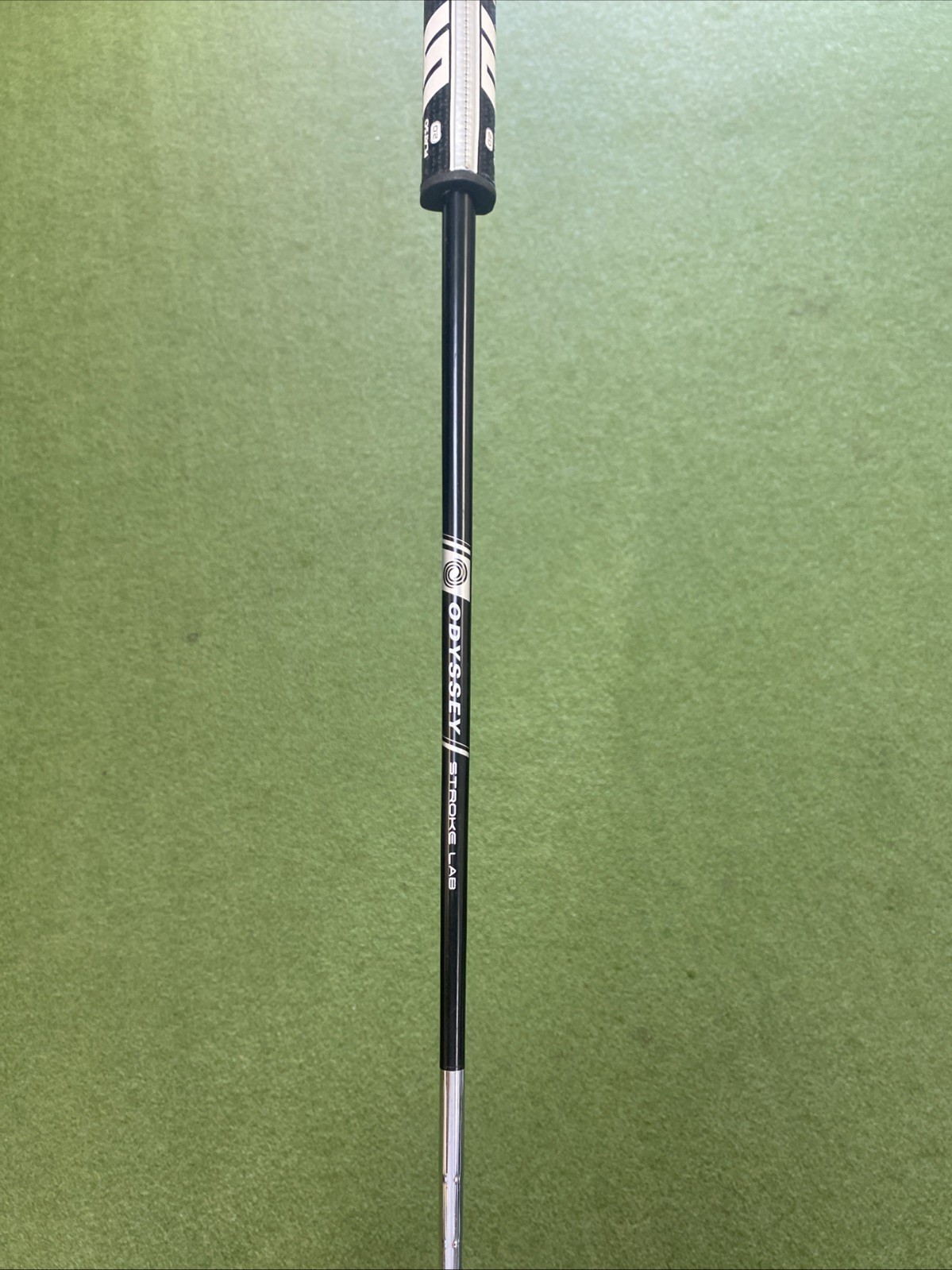 Used RH Odyssey Stroke Lab Ten 35” Mallet Putter - Image 8