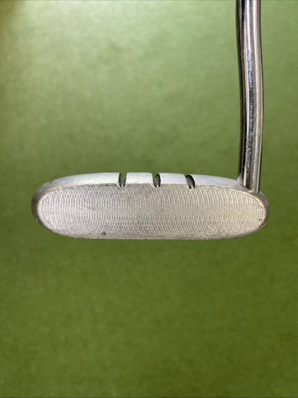 Used RH Scotty Cameron Caliente 33” Mallet Putter