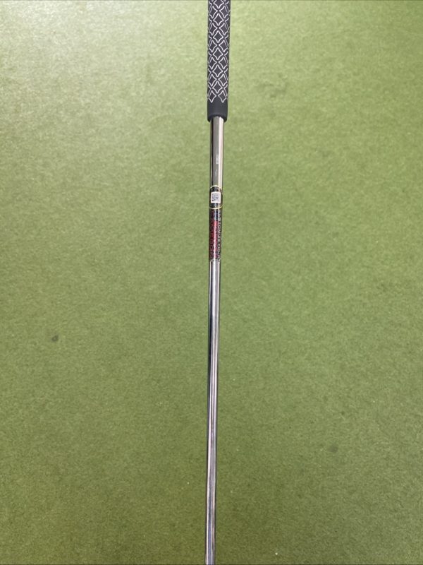Used RH Scotty Cameron Super Select Newport 2.5 35” Blade Putter - Image 8