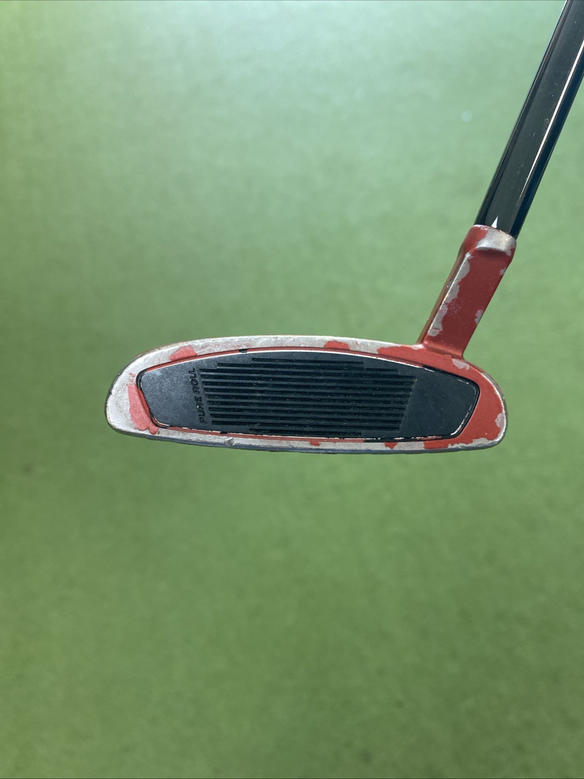 Used RH TaylorMade Spider Tour Red 35” Mallet Putter - Image 3