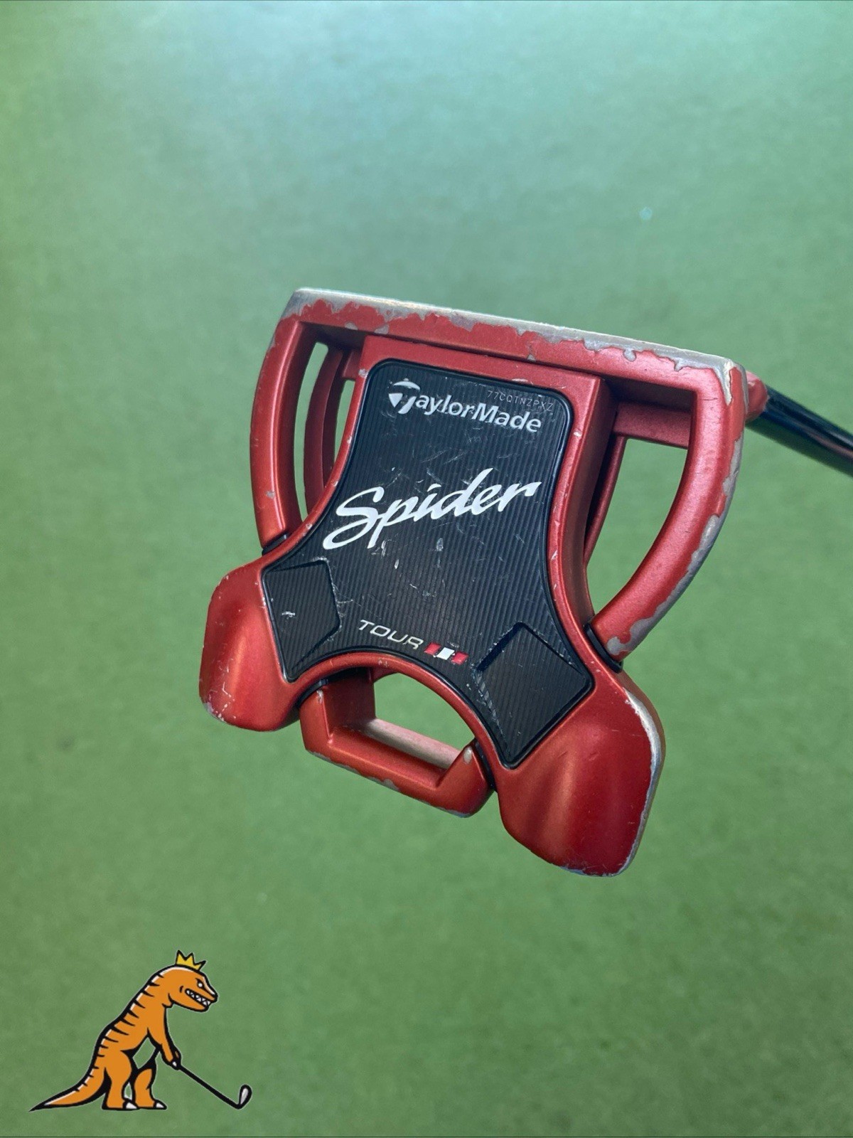 Used RH TaylorMade Spider Tour Red 35” Mallet Putter
