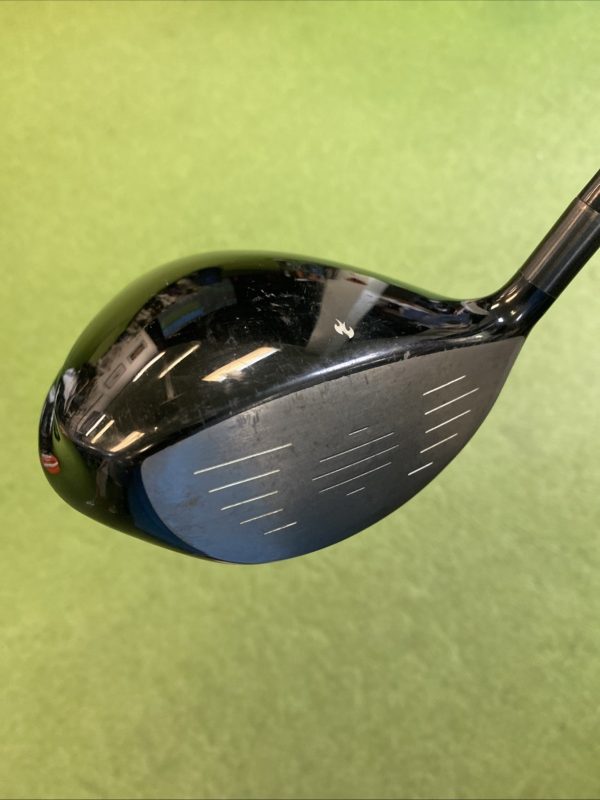 Used RH TaylorMade Tour Burner 10.5* Driver Reax 60g Graphite Stiff Flex