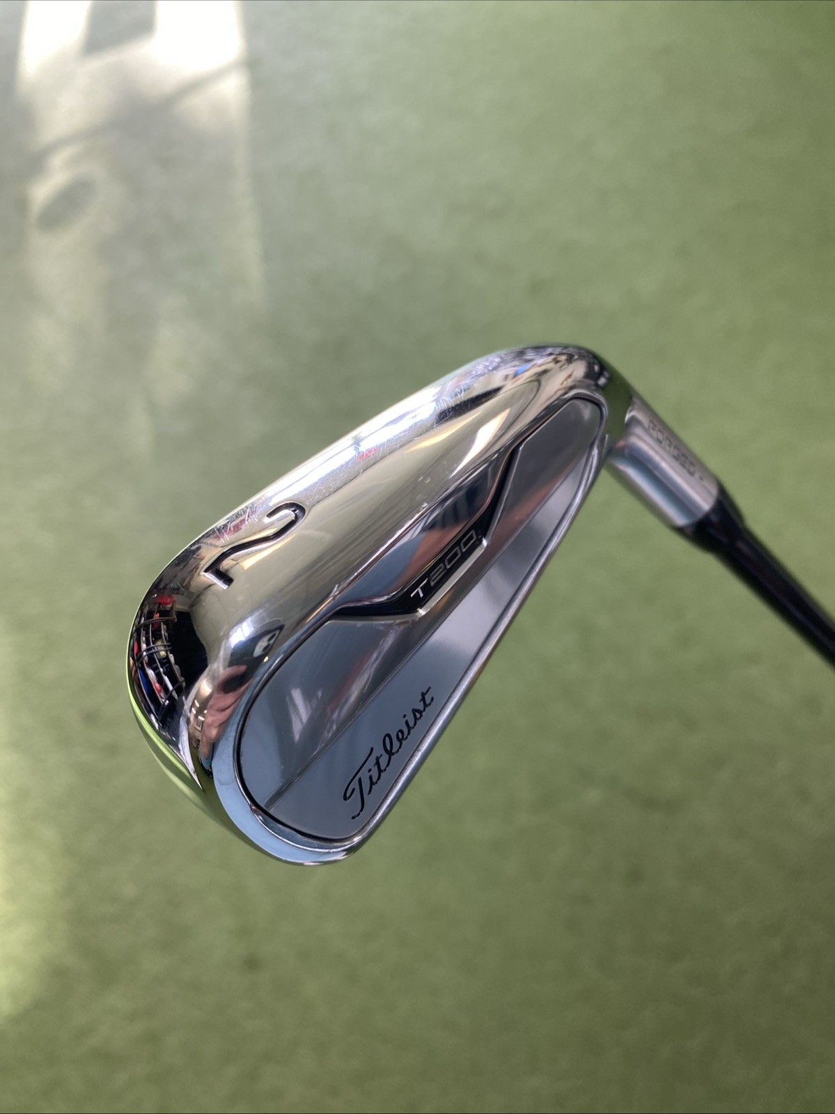 Used RH Titleist T200 Forged 2 Iron HZRDUS RDX Smoke 90g Extra Stiff Graphite - Image 3