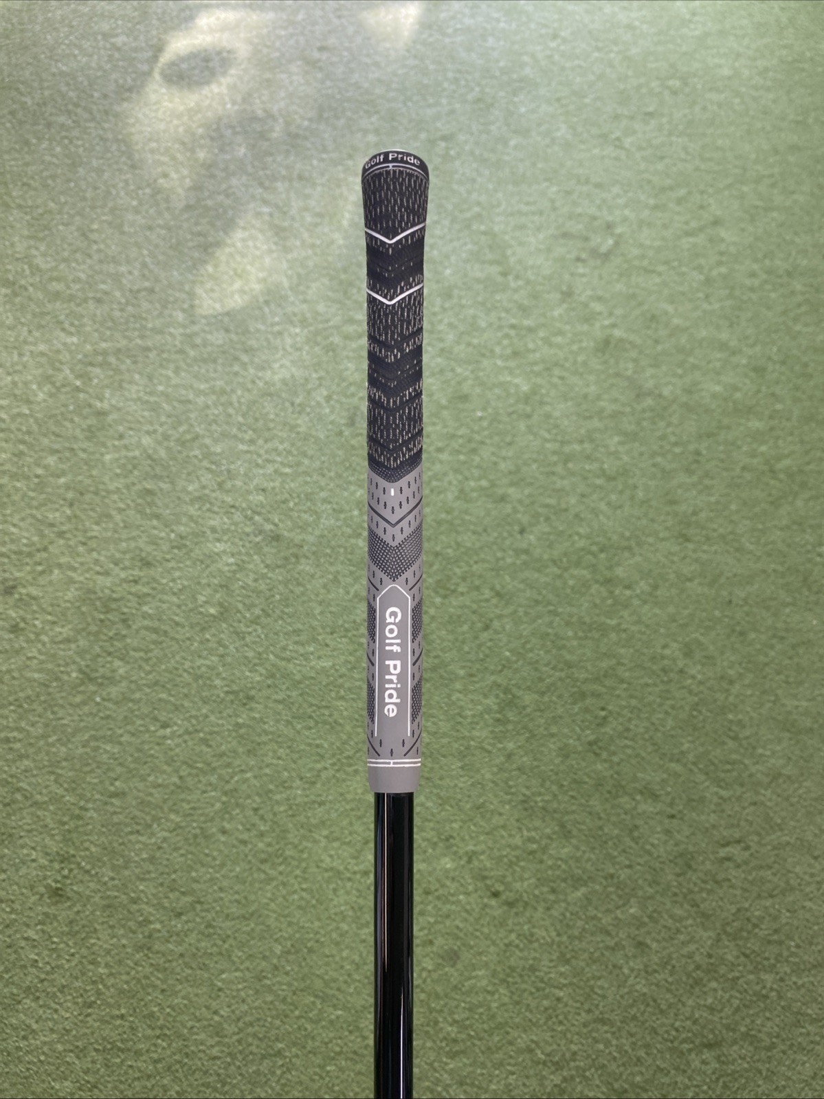 Used RH Titleist T200 Forged 2 Iron HZRDUS RDX Smoke 90g Extra Stiff Graphite - Image 8