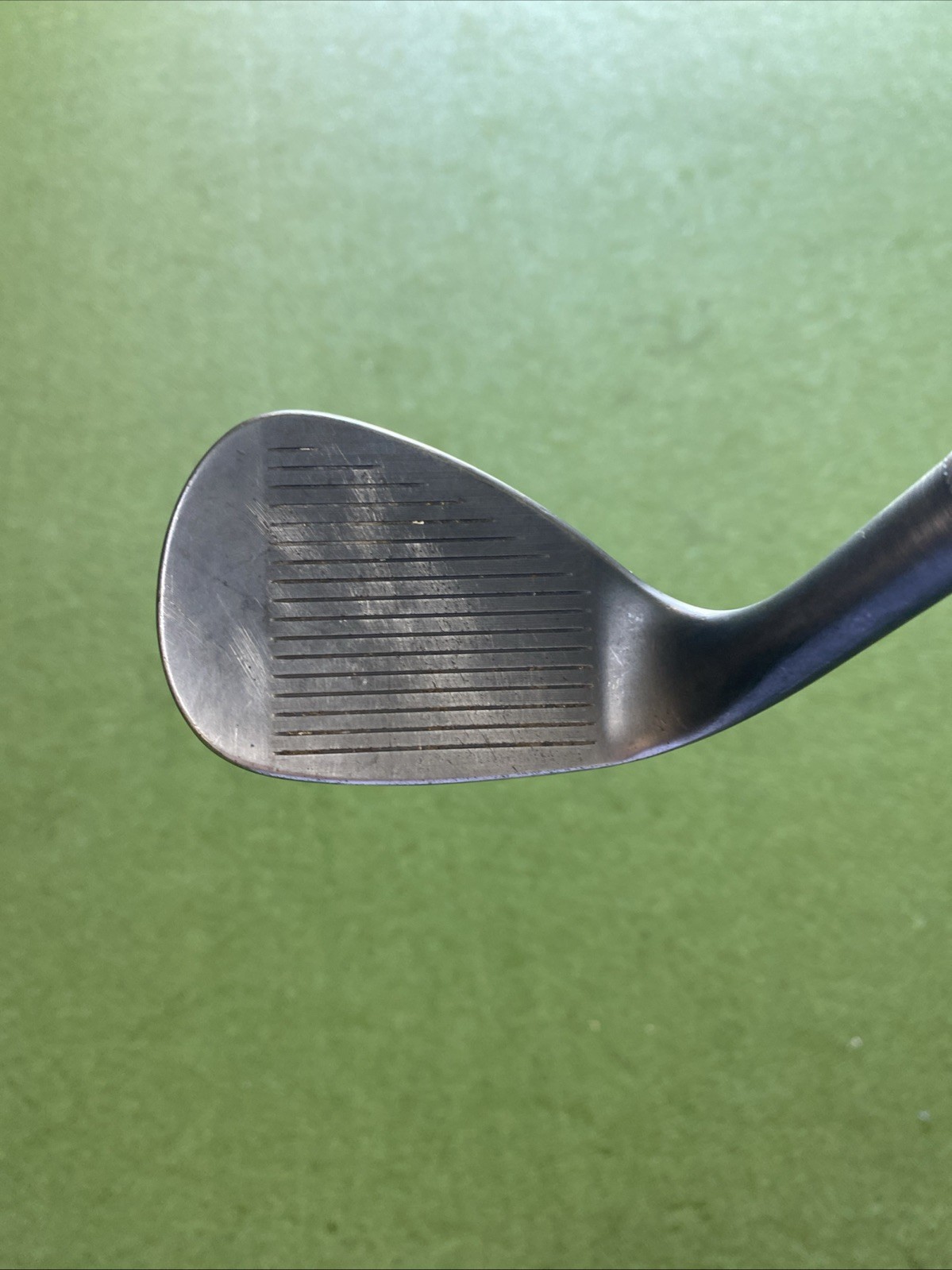 Used RH Titleist Vokey SM9 Jet Black 60.04* T Grind Lob Wedge Dynamic Gold Tour - Image 4