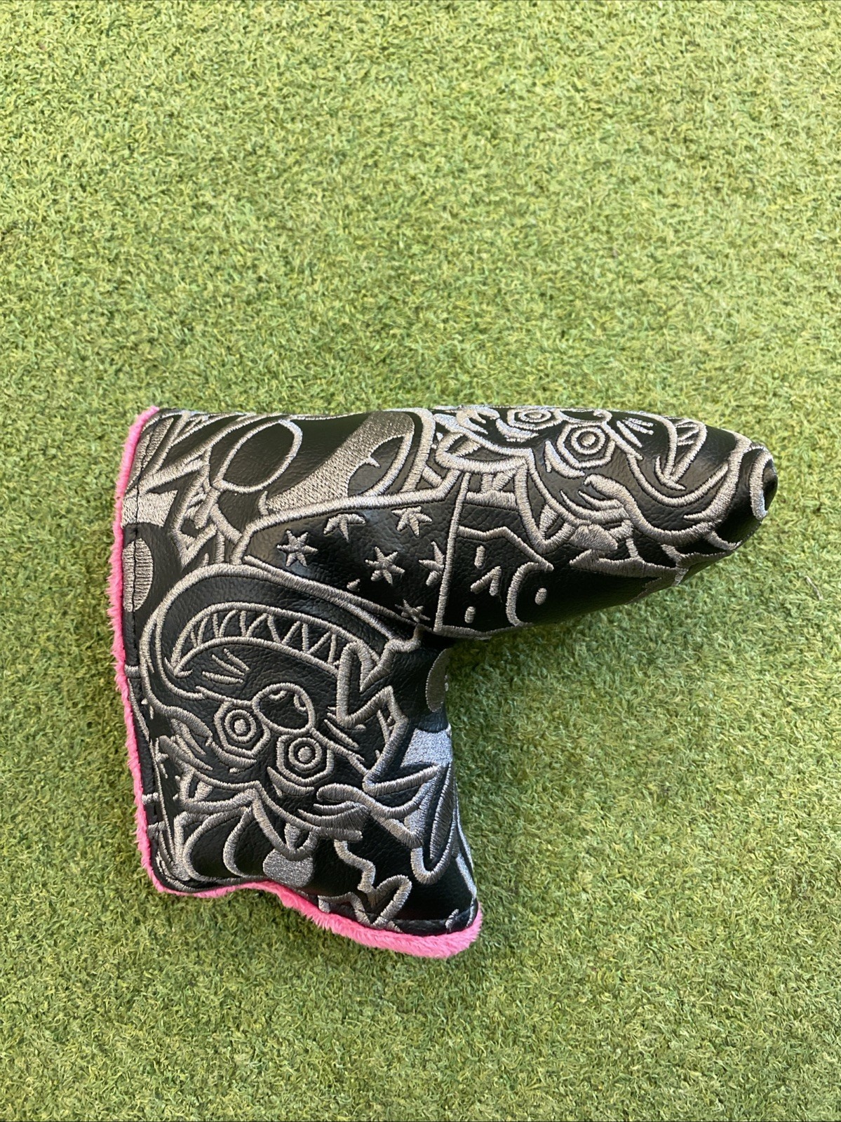 Bettinardi Tour Dept Fat Cat Blade Putter Head Cover Black - Image 3
