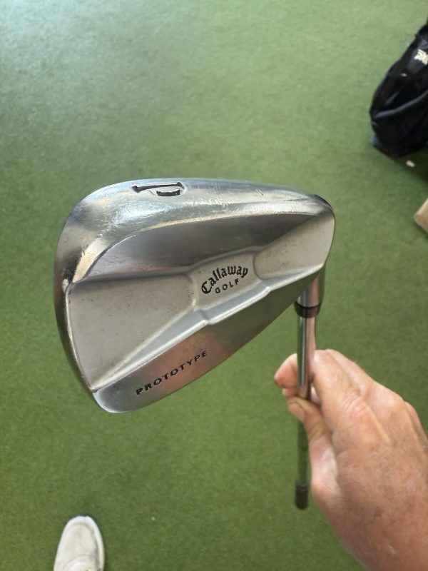 Callaway Prototype Pitching Wedge ••R•• V Right Handed Regular Flex Shaft - Image 4