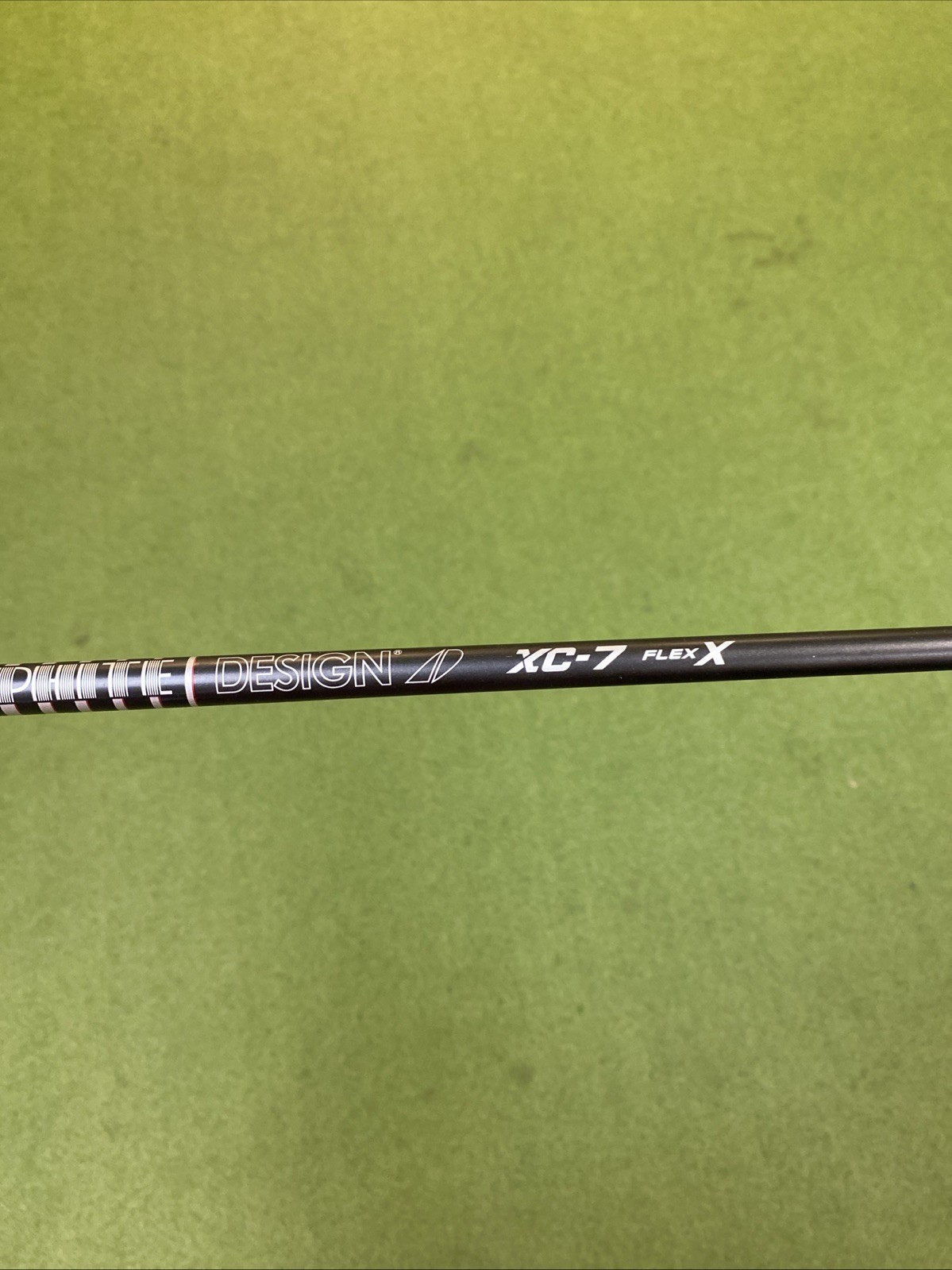 Graphite Design Tour AD XC Driver Shaft 7X 70g Extra Stiff Graphite TaylorMade - Image 4