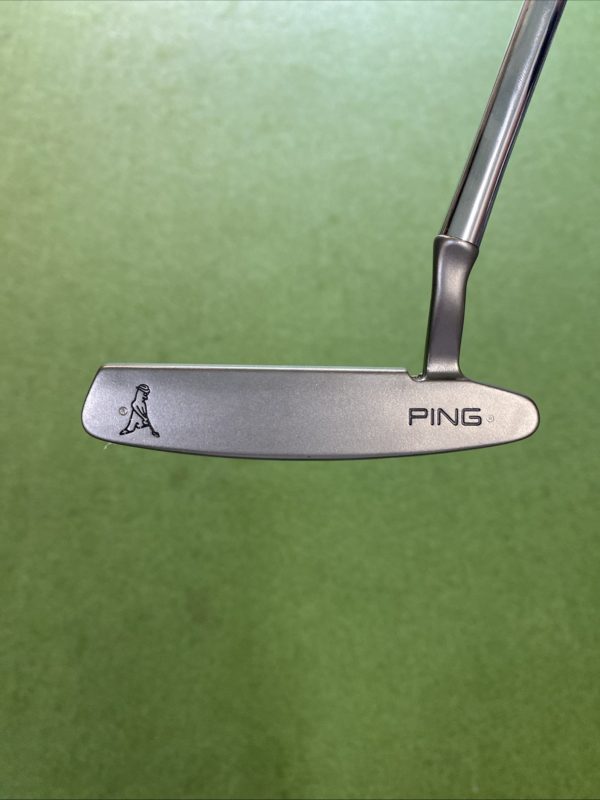 Mint Ping Anser 4 Black Dot 35” Blade Putter - Image 4